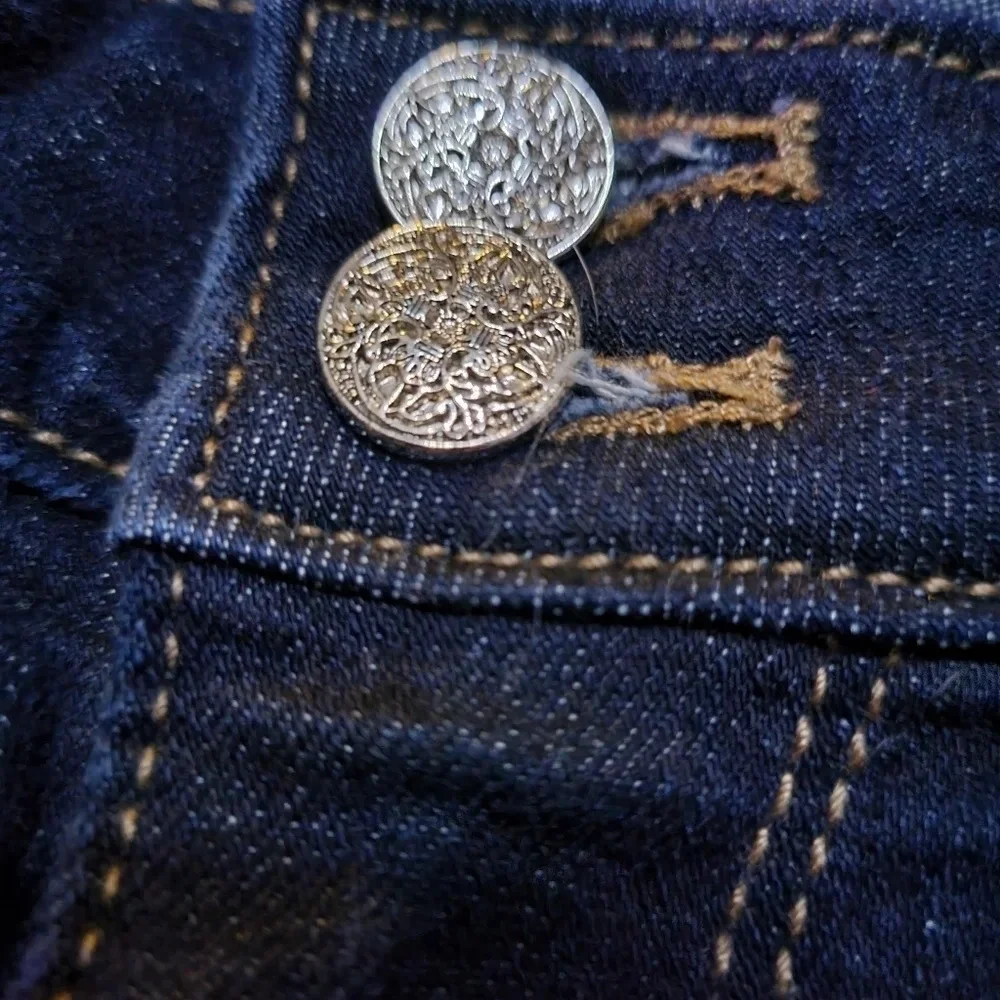 White House Black Market Skinny Flare Jeans, Double Button Close, Size 4S, EUC! - Picture 3 of 10